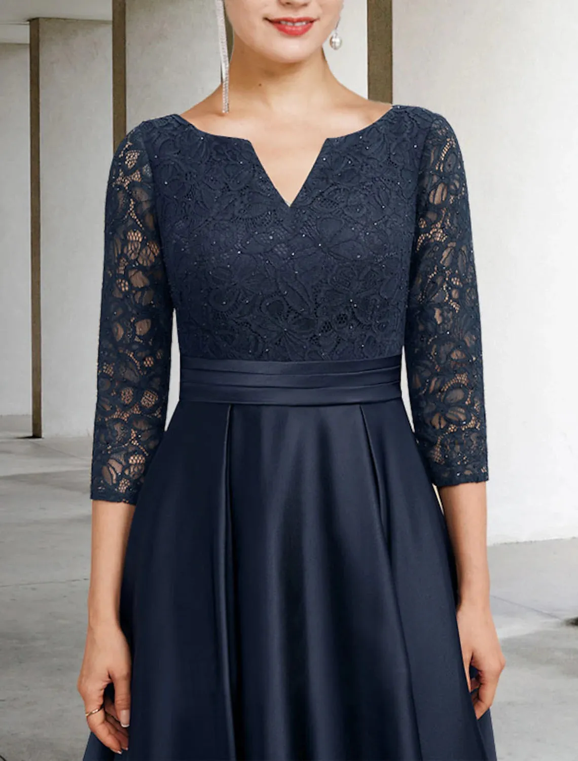 A-Line Mother of the Bride Dress Plus Size Elegant V Neck Ankle Length Satin Lace 3/4 Length Sleeve No with Pleats Ruched