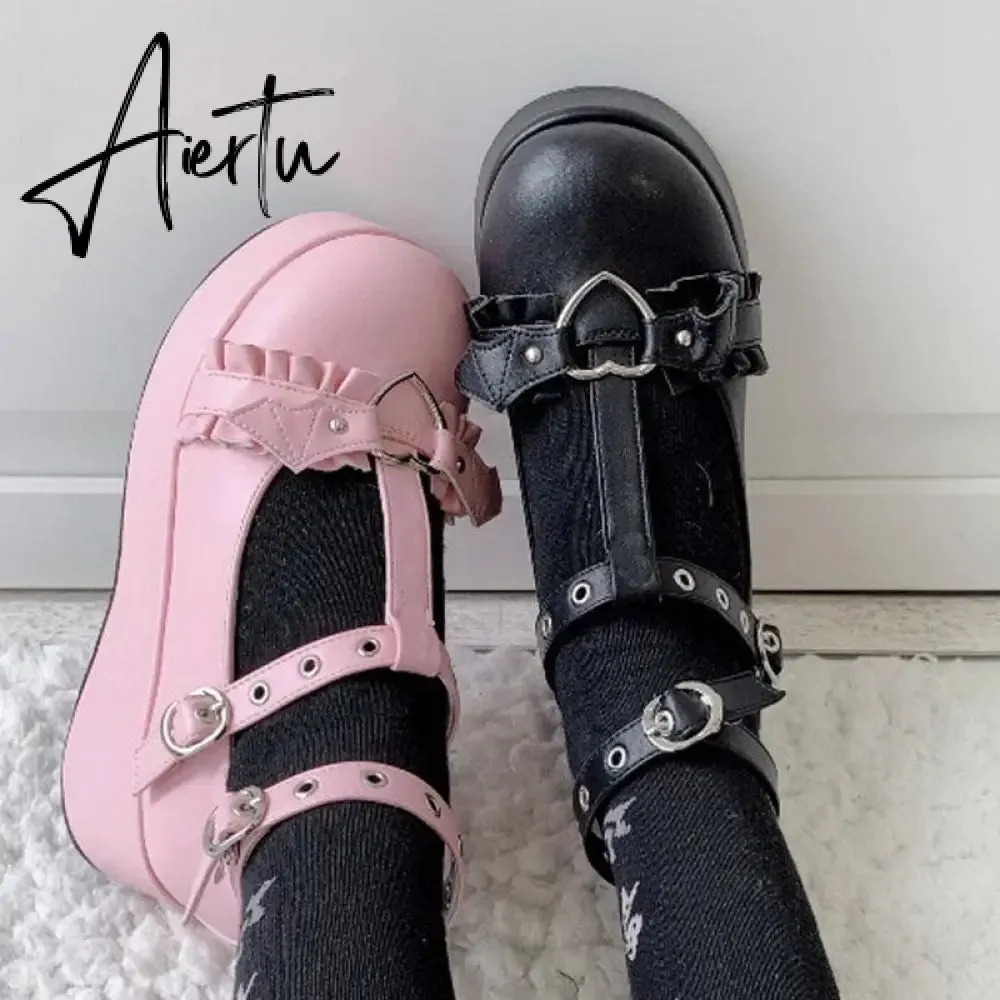 Aiertu New Chunky Platform Lolita Shoes Woman Flats Sweet Heart Buckle Mary Janes Shoes Pink T-Strap Punk Gothic Cosplay Shoes 35-43