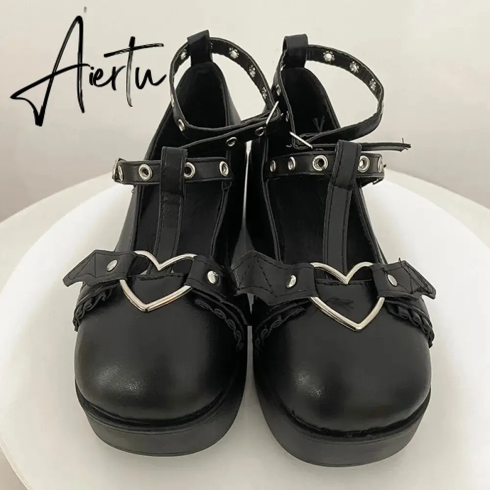 Aiertu New Chunky Platform Lolita Shoes Woman Flats Sweet Heart Buckle Mary Janes Shoes Pink T-Strap Punk Gothic Cosplay Shoes 35-43