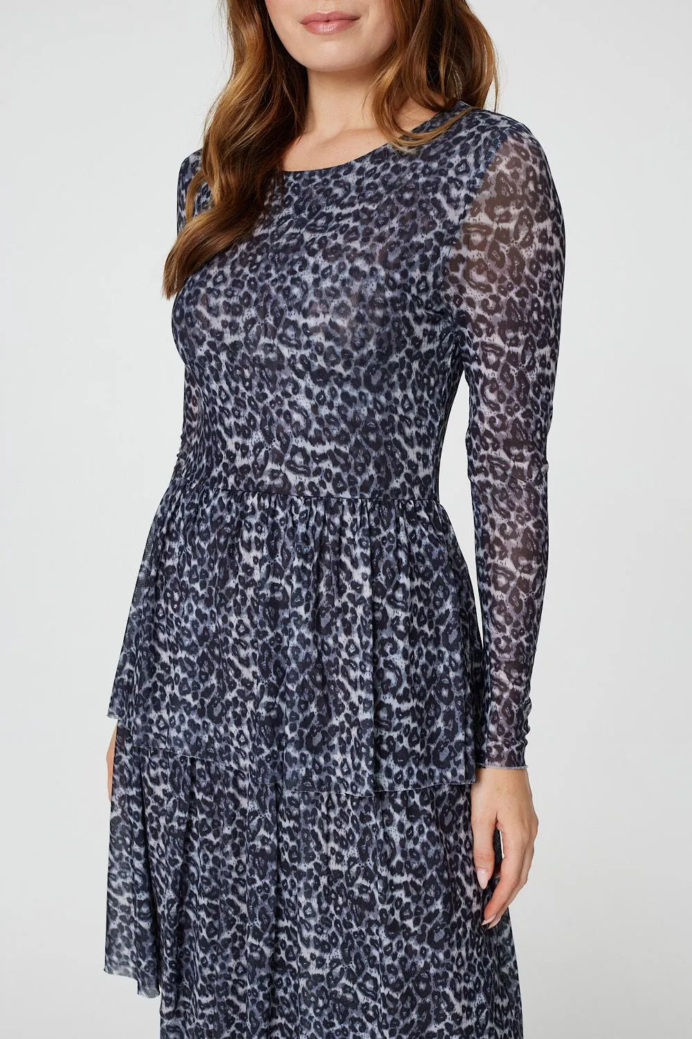 Stylish Tiered Midi Dress with Animal Print