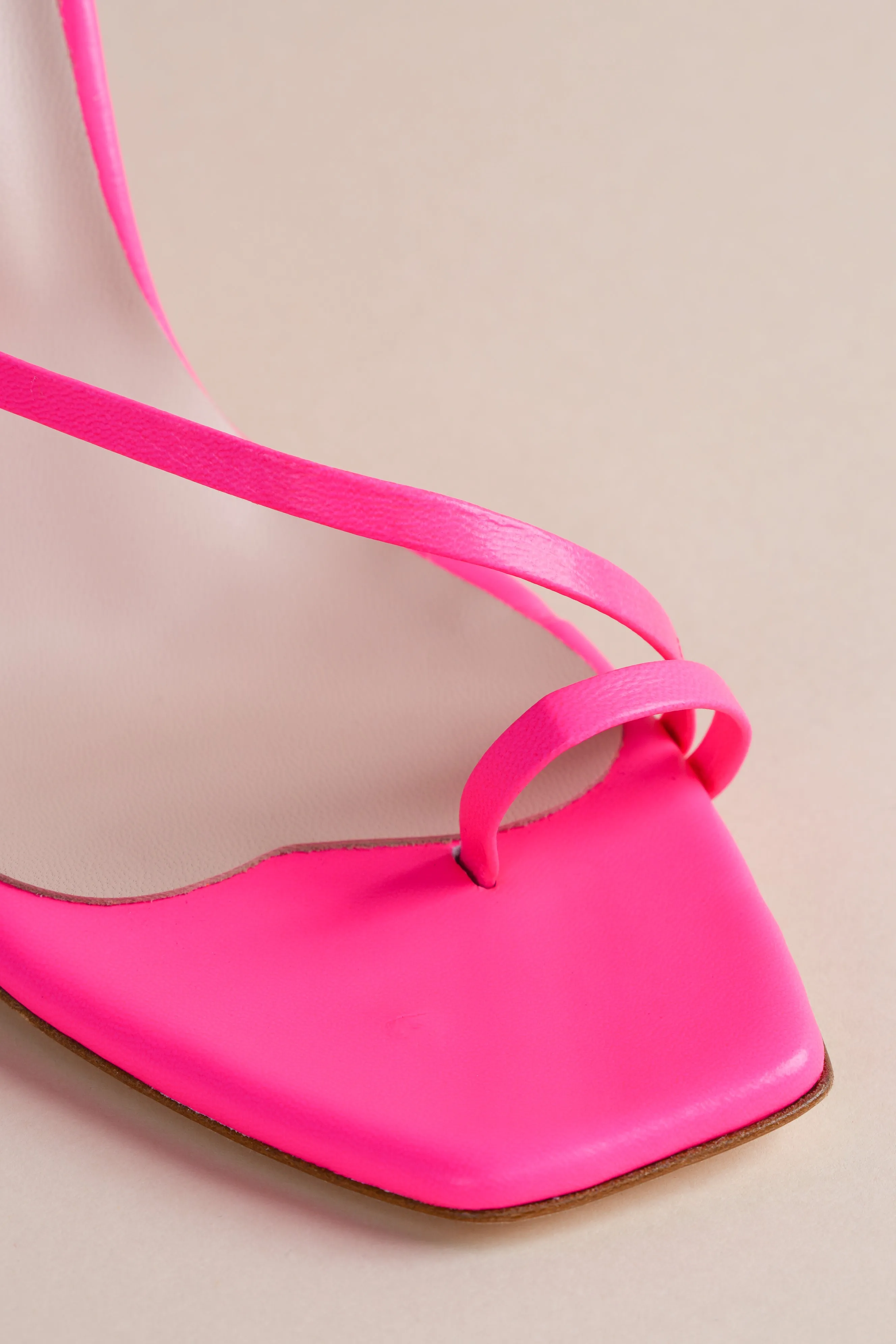 Bike Shoe in Electric Flamingo