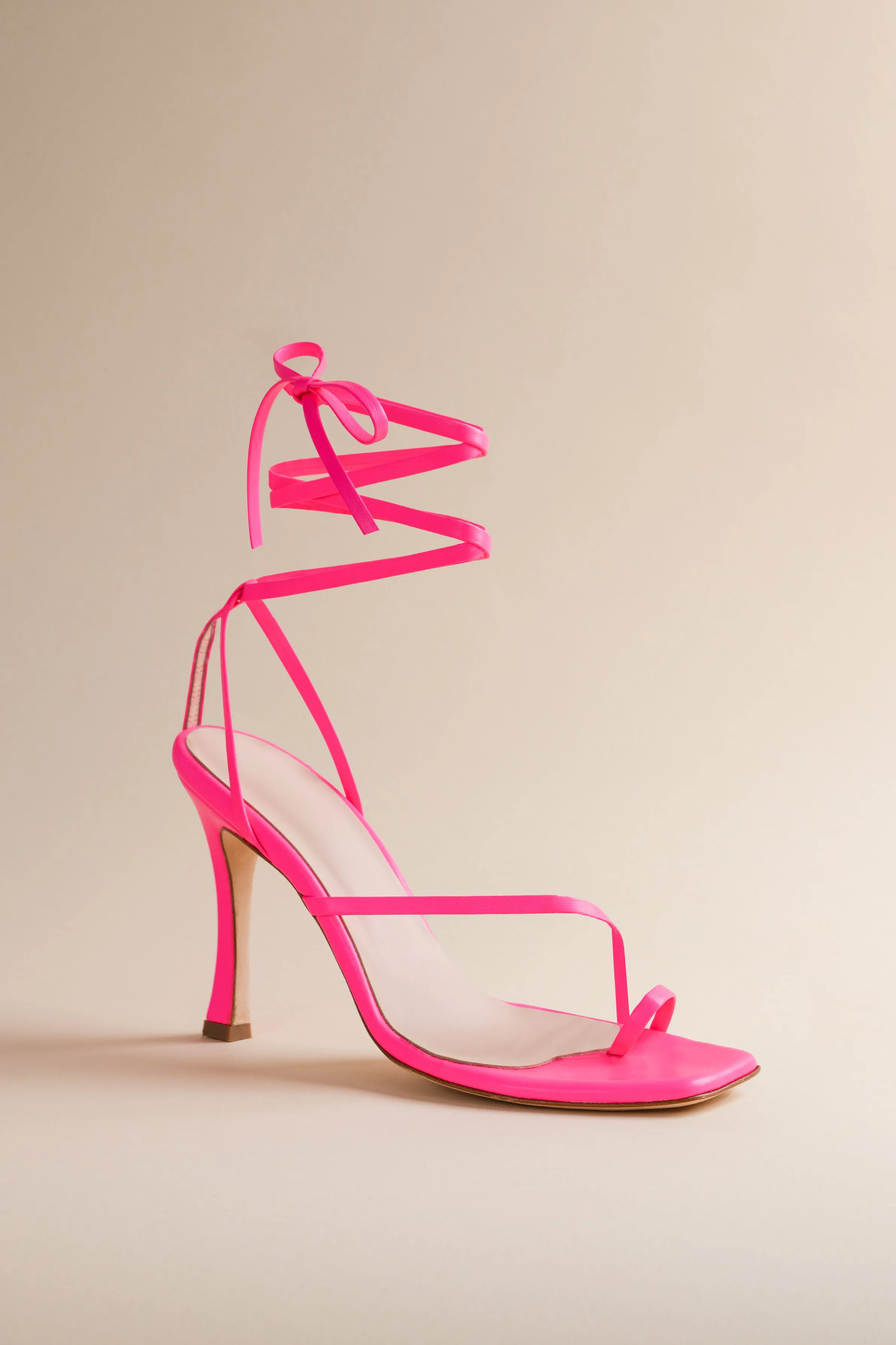 Bike Shoe in Electric Flamingo