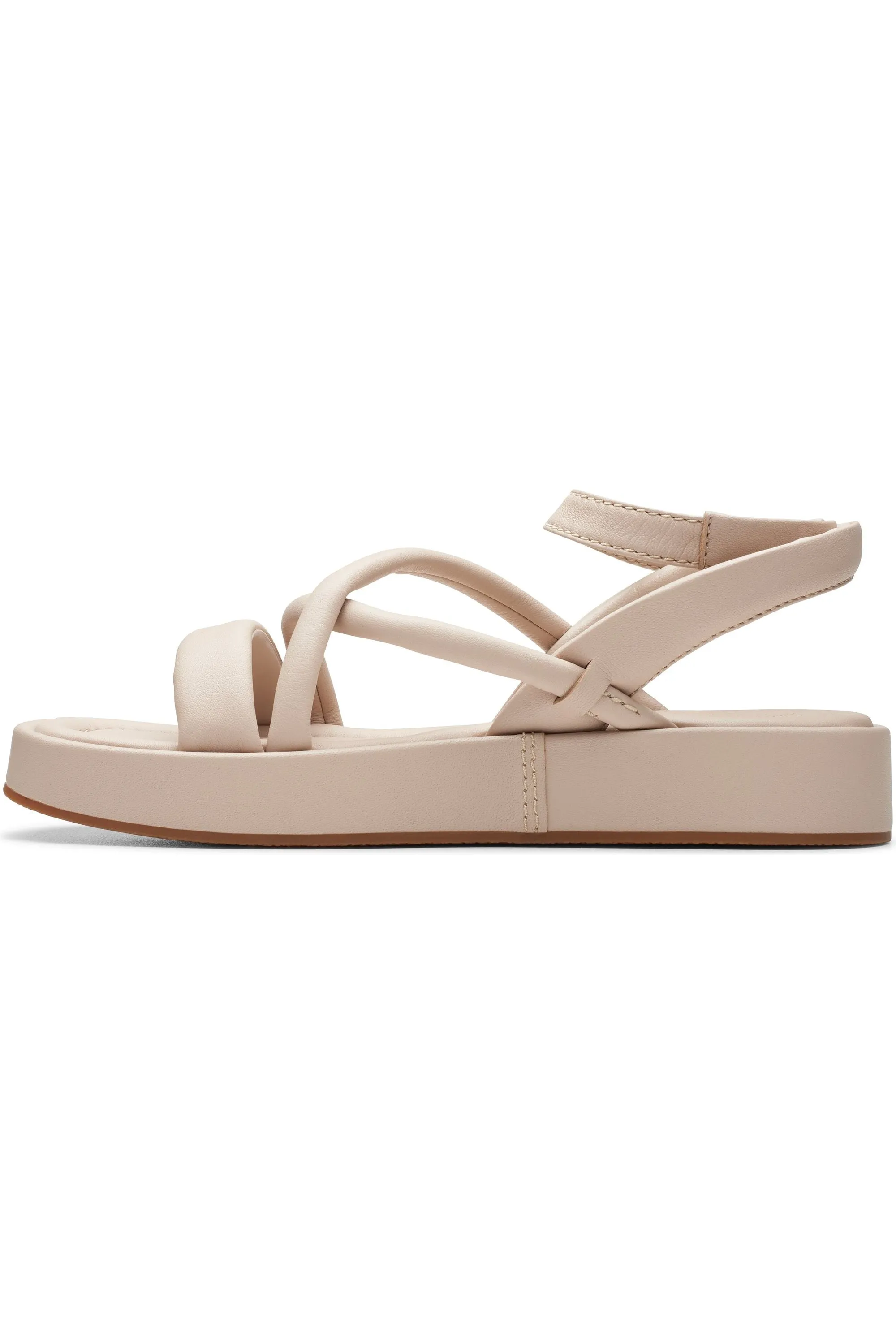 Clarks Alda Cross in Sand leather
