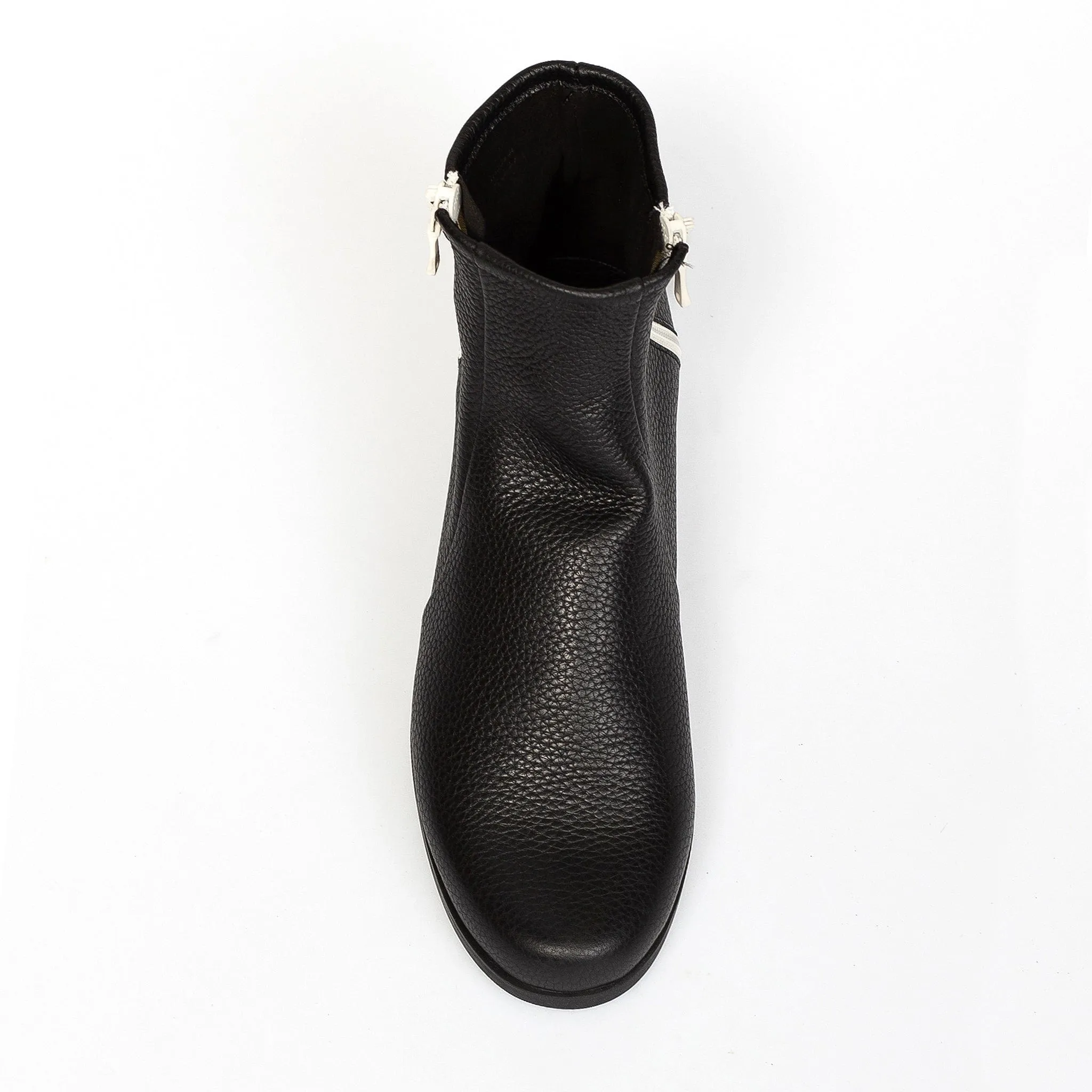 DAYZAA Black Enhanced E-commerce Product Title in English with Modifiers