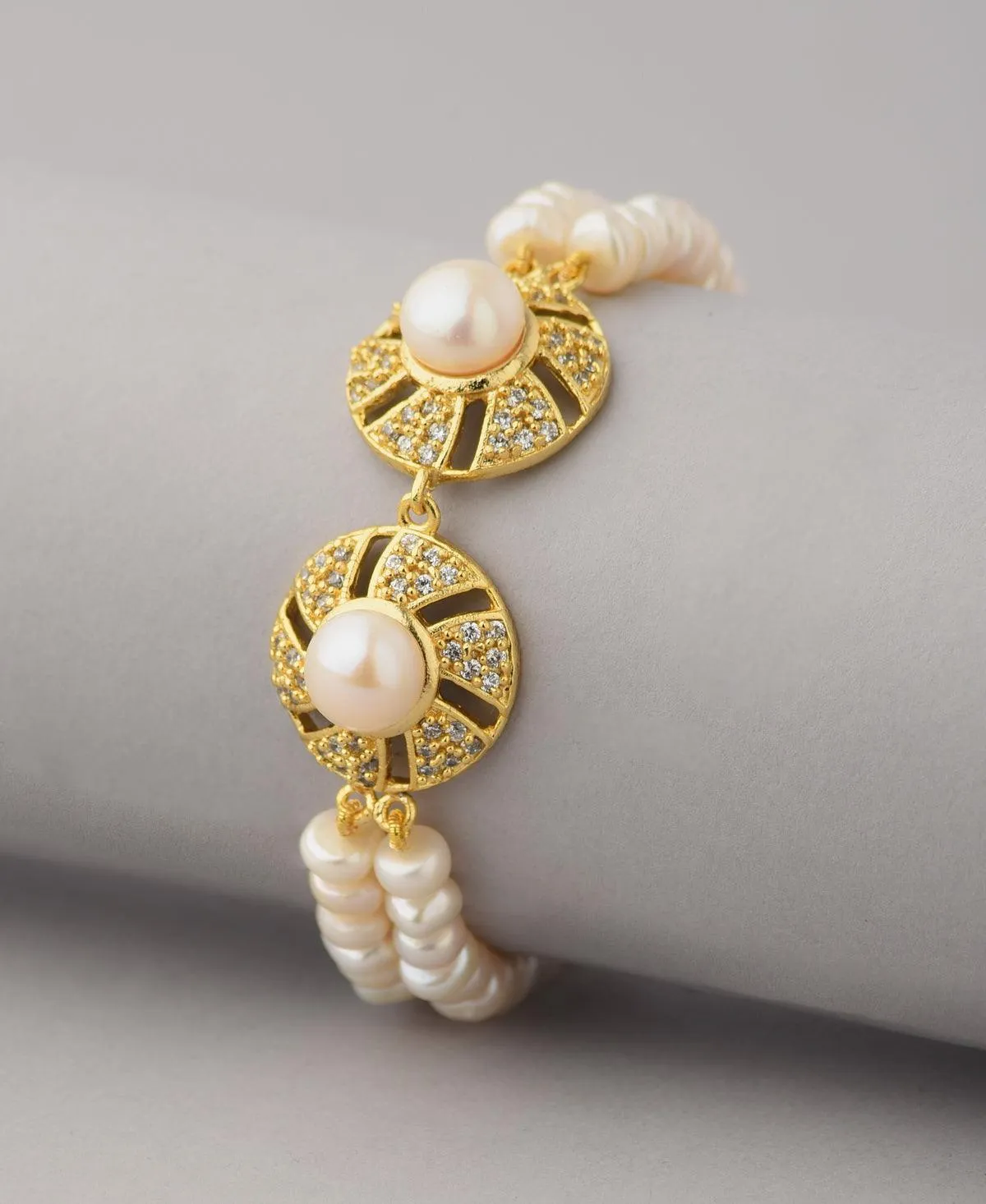 Elegant and classy Pearl Bracelet
