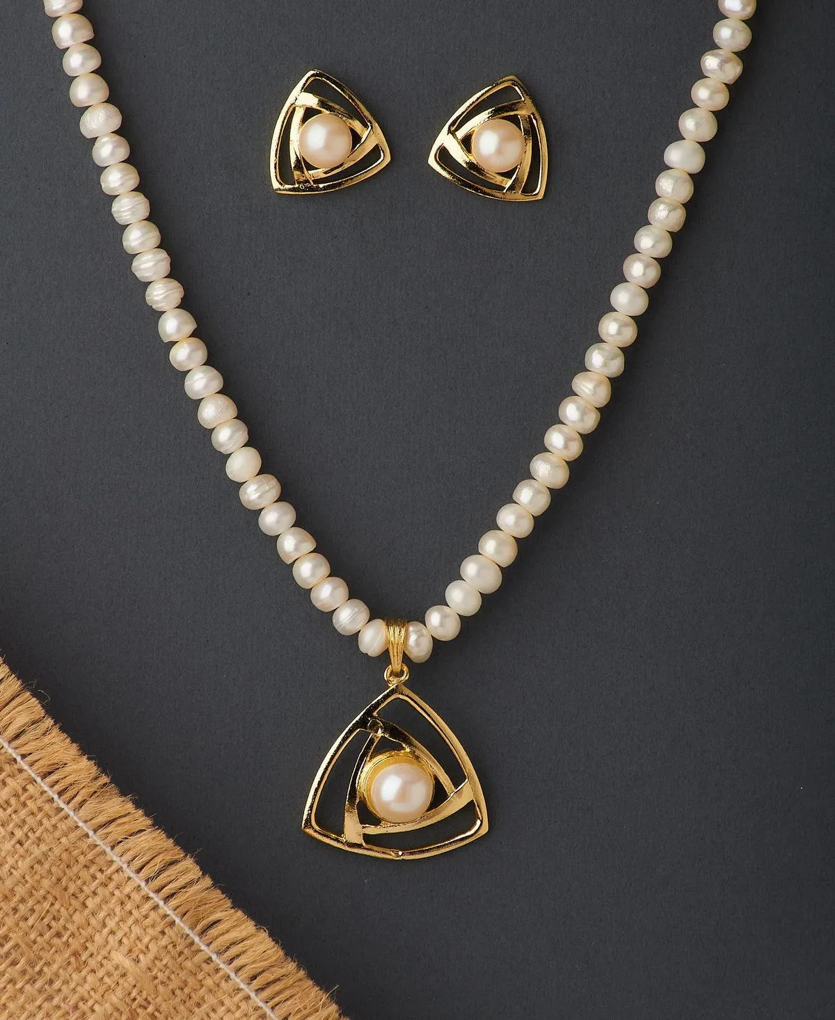 Elegant Real Pearl Necklace Set