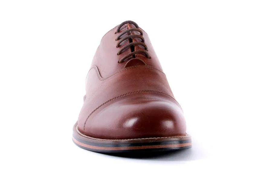Human Scales Benny cognac