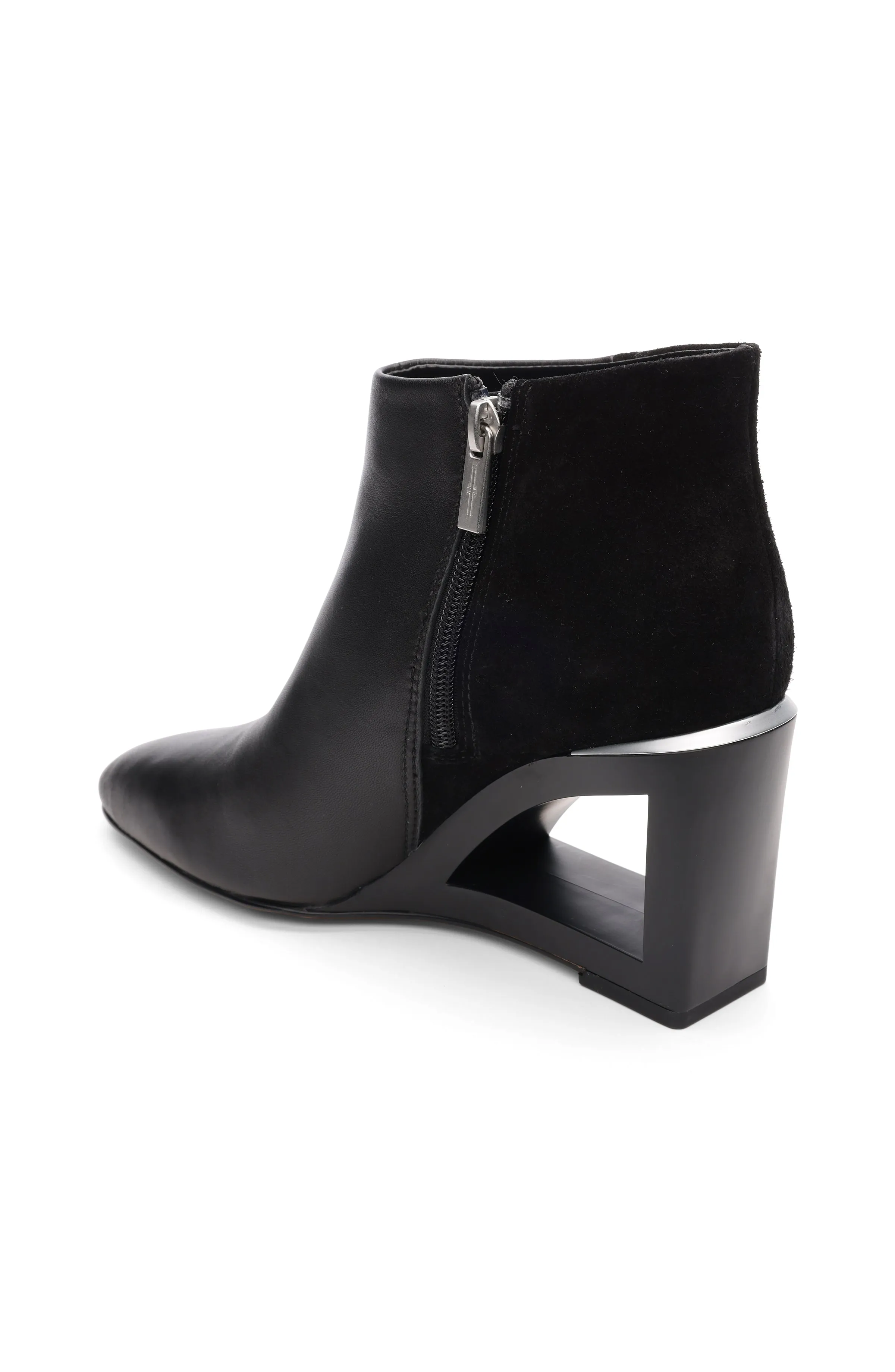 LAX BOOTIE WITH CHOP OUT WEDGE
