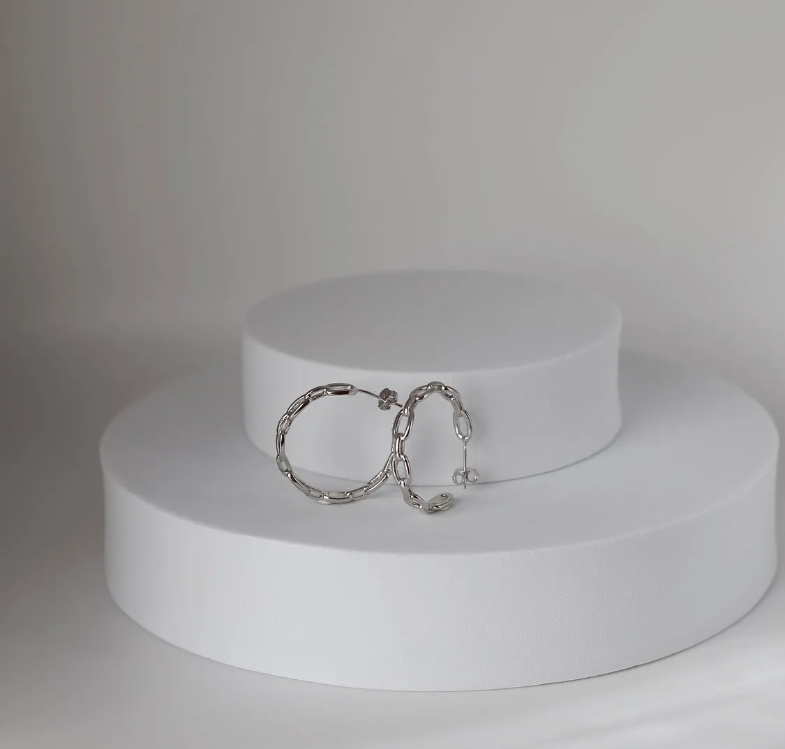 Mary Hoop Earrings in Silver