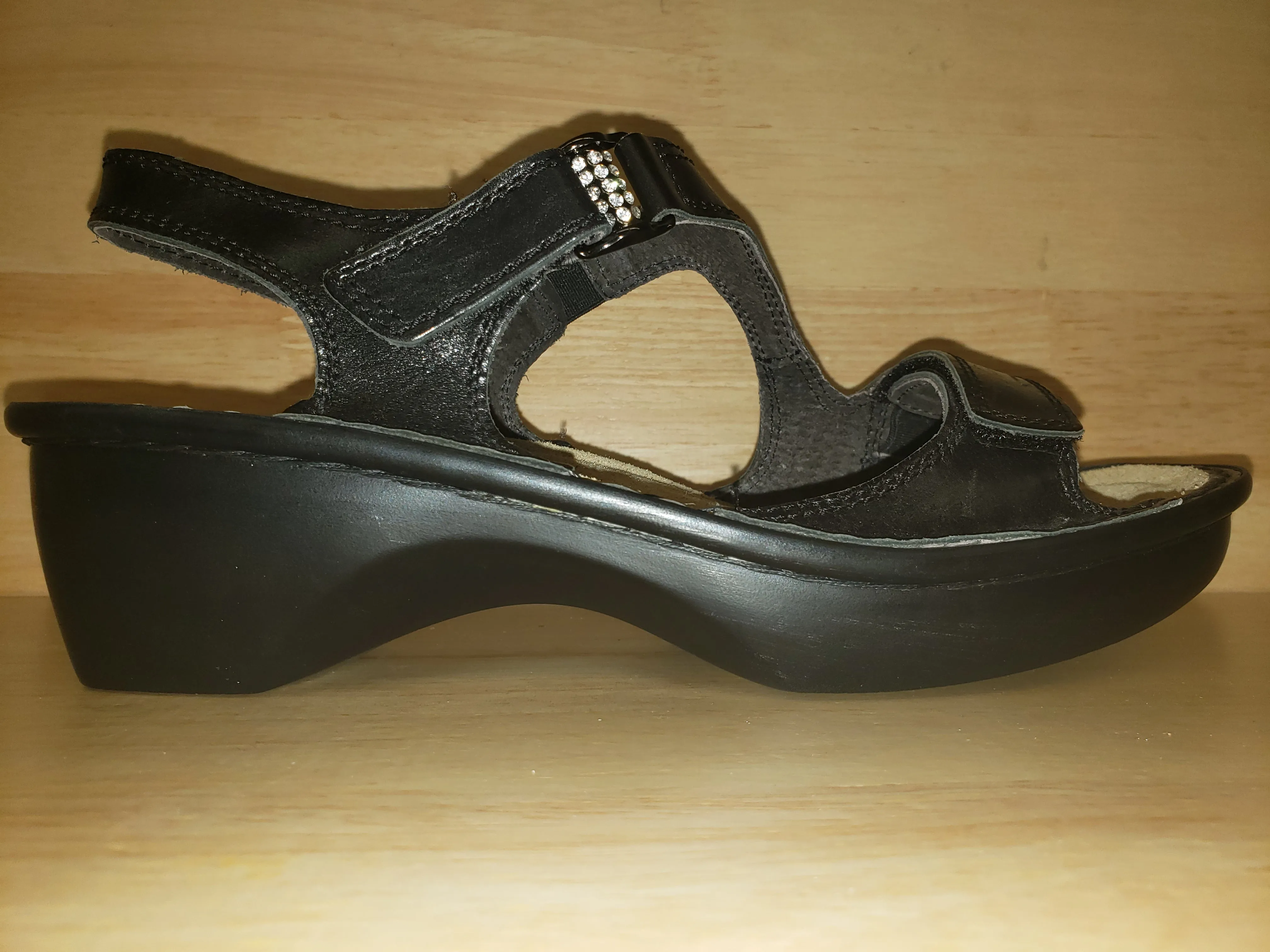 Naot Faso Black