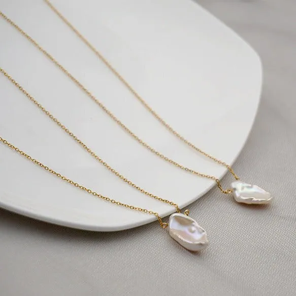 Petal Baroque Pearl Pendant