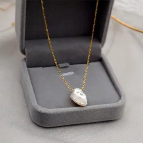 Petal Baroque Pearl Pendant