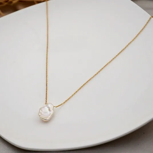 Petal Baroque Pearl Pendant