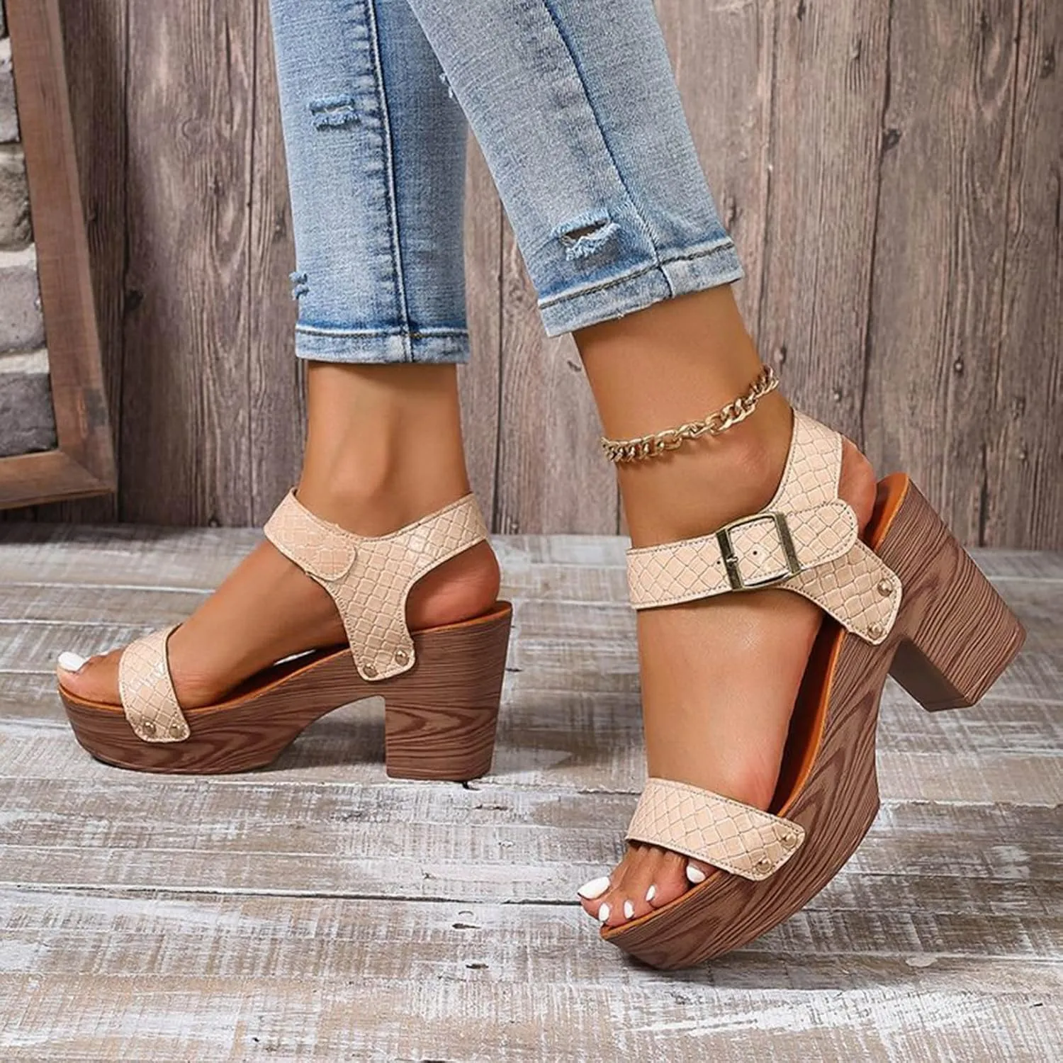 Platform Heels for Women Studded Platform High Heel Stylish Roman Block Heel Sandals with Buckle Ankle Strap