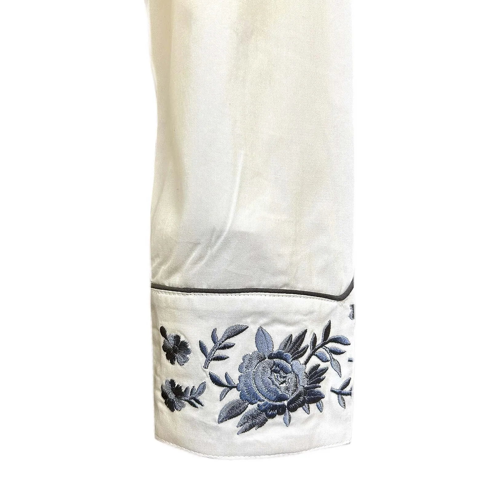 Women's Vintage Cascading Floral Embroidery Ivory Western Shirt